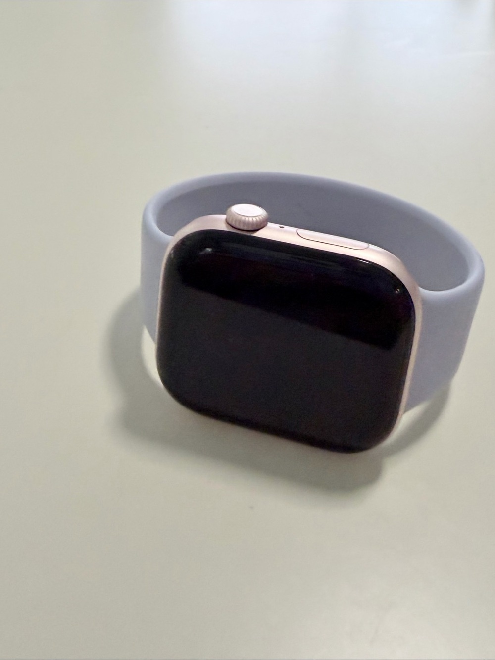 Apple Watch solo loop band. Never used. **Apple Watch not included.